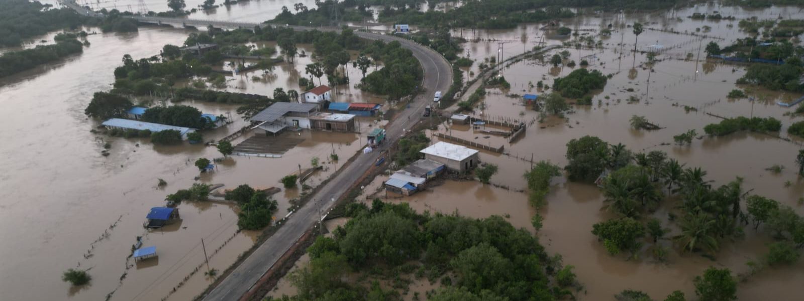 Sri Lanka Reopens 284 Roads After Disaster